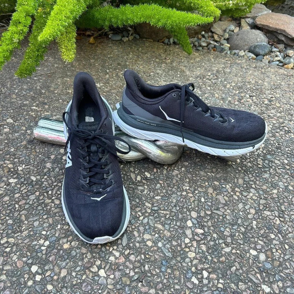 Hoka One One Men's Profly Mach 4 Black 1113528 BDSD Running Sneakers Size 11D - Picture 1 of 9